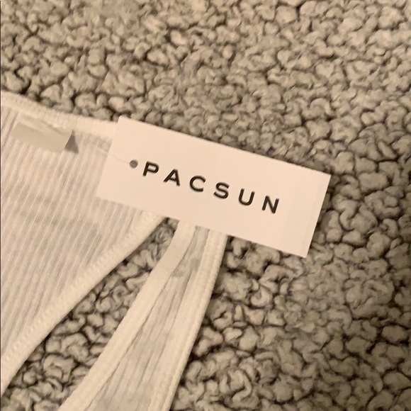 Basic white razor back ribbed tank top by PacSun - Picture 3 of 4